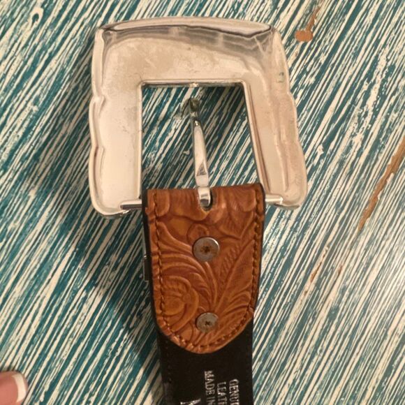 Praying Cowboy Vintage 2-Toned Hand-tooled Large Buckle Men’s Western/Cowboy Bel - Picture 16 of 16